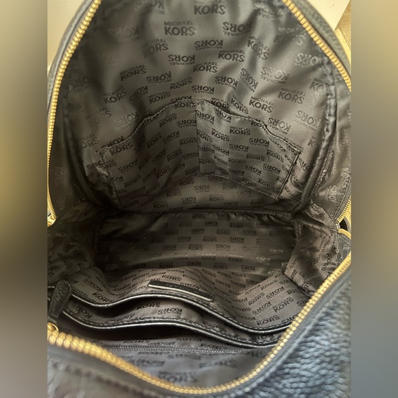 Michael Kors Large Abbey Pebbled Leather Backpack Black with gold hardware - Picture 13 of 14